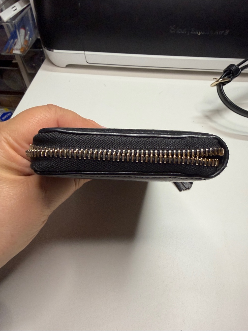 Gucci Black Embossed GG Leather Wallet - Picture 7 of 8